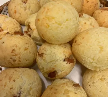 Pão de queijo da Gi Recheado de Bacon 500g